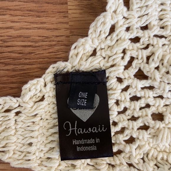 crochet handmade beach top - Picture 4 of 4